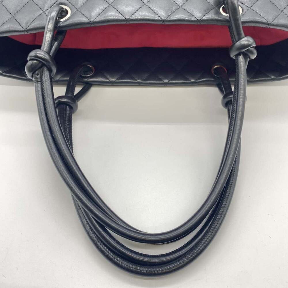 CHANEL Black Shoulder Bag - Picture 6 of 16
